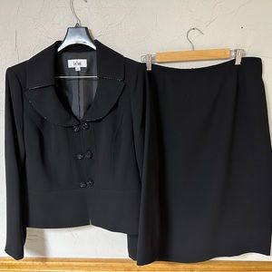 Le Suit peplum jacket w/black bead  trim
